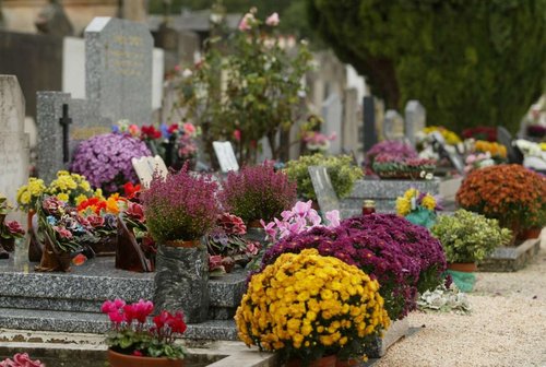 Uitvaart: meerderheid van Fransen kiest voor cremeren boven begraven